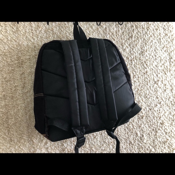 Harry Potter Hogwarts Back Back NWOT main image 8